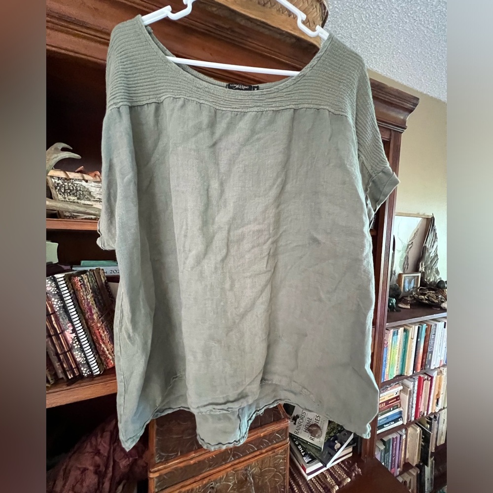 100% Italian linen sage shirt